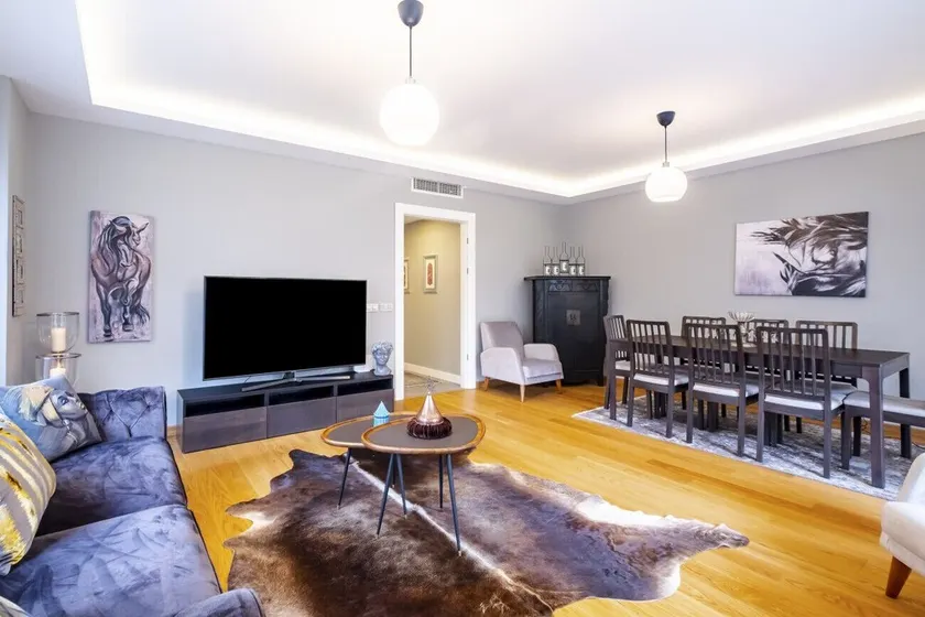 Sleek and Modern Flat Near Caddebostan Coast - Image 1