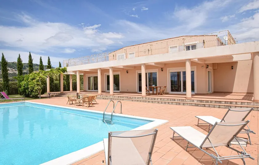 Stunning Home in Stalettì With Wifi, Private Swimming Pool and Outdoor Swimming Pool - Image 1