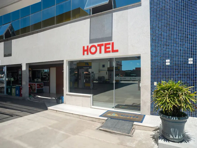 Hotel Barra Do Riacho - Image 1
