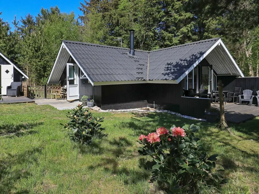 7 Person Holiday Home in Saeby - Image 1