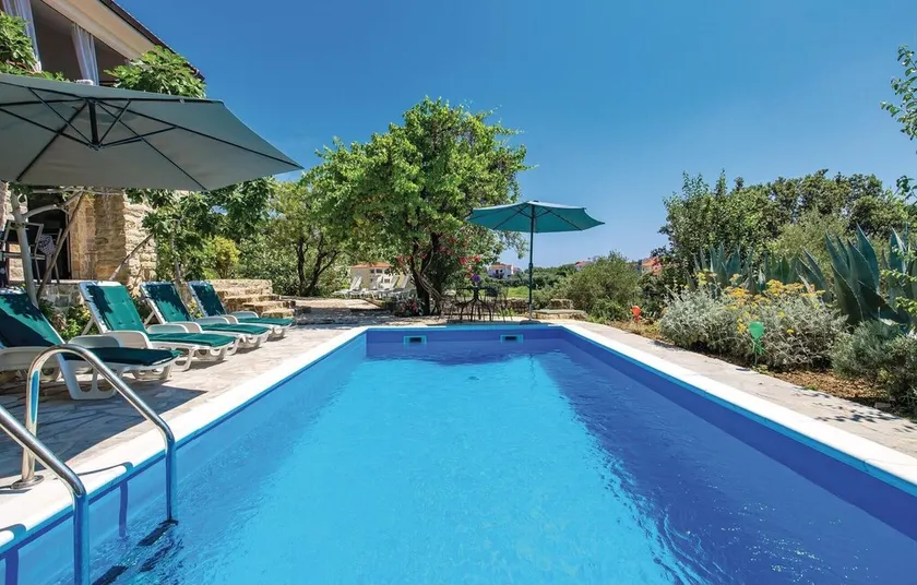 Nice Home in Kampor With 7 Bedrooms, Internet and Outdoor Swimming Pool - Image 1