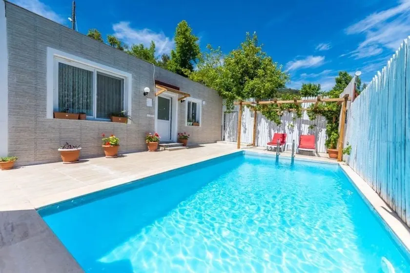 Villa Nevin - Image 1