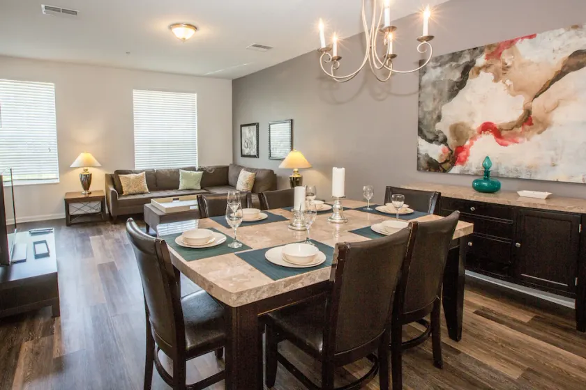 Oasis Escape Townhome 3 Bedroom Condo by Redawning - Image 1