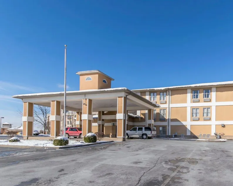 Quality Inn - Image 1