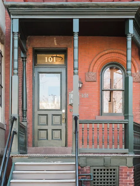 Capitol Hill Bed & Breakfast - Image 1