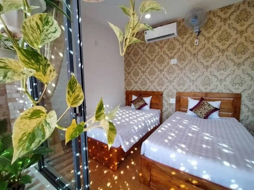 Heritage Hotel - Image 1