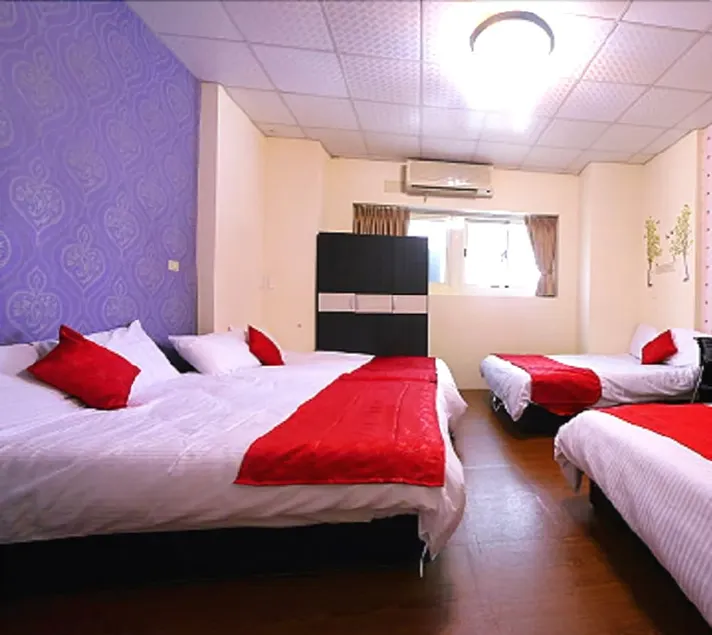 Fengjia Bichon Homestay - Image 1