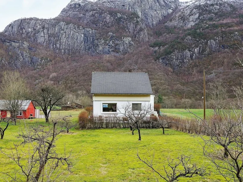 8 Person Holiday Home in Dyrdal - Image 1