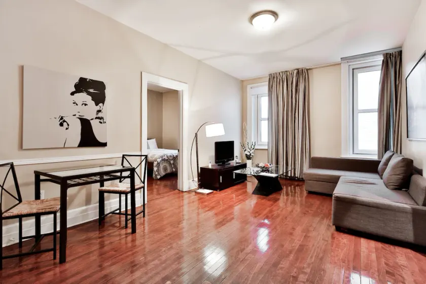 Residences Apartment Majestik Downtown Montreal - Image 1