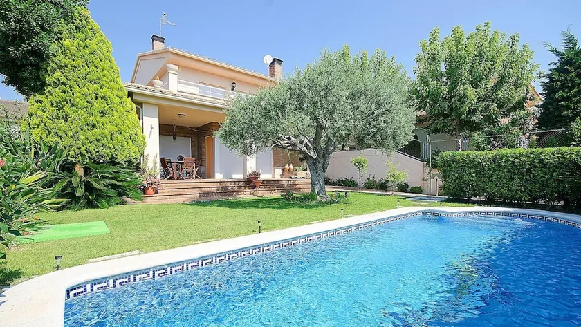 House Mas Mel - Image 1