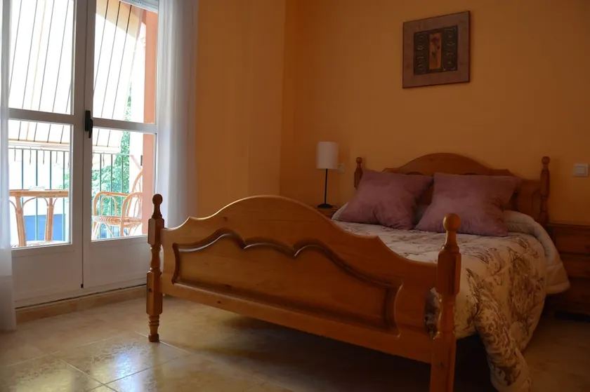 Hostal El Sendero - Image 1