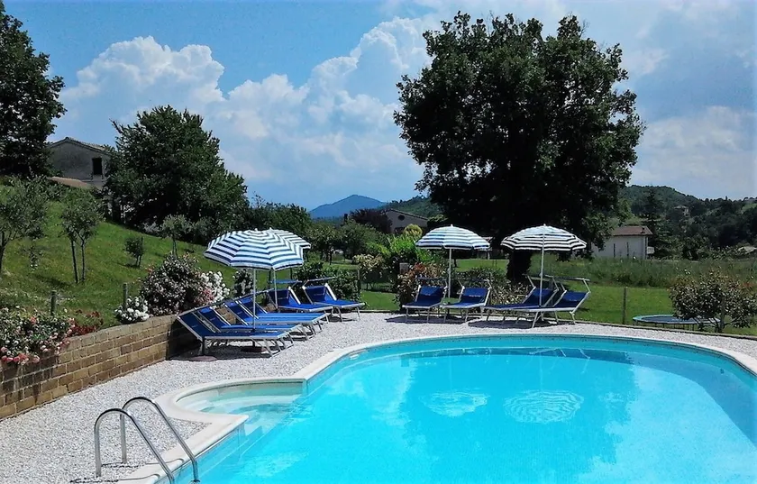 Studio in Montesecco, With Wonderful sea View, Pool Access, Furnished Garden - 40 km From the Beach - Image 1