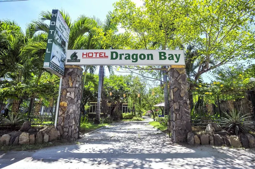 Dragon Bay Hotel - Image 1