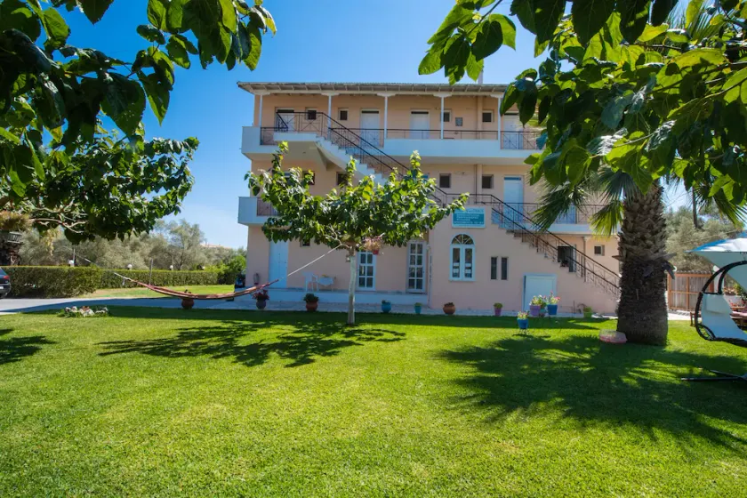 Artemis Pension - Image 1