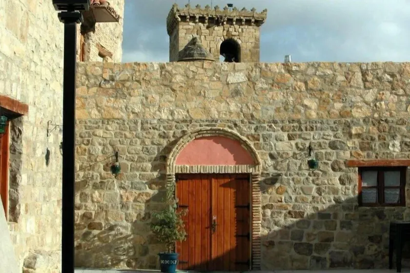 Hotel Rural Ana de Navarra - Image 1