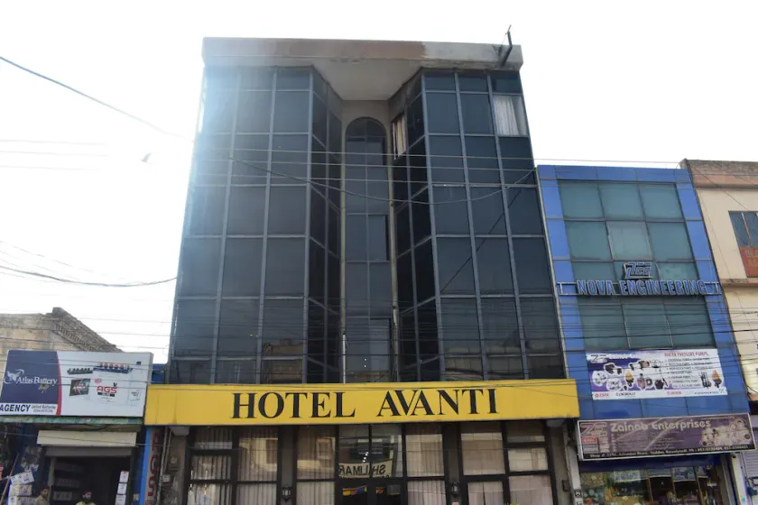 Hotel Avanti - Image 1