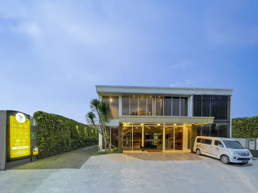 Aveon Express Hotel Yogyakarta by Daphna International - Image 1