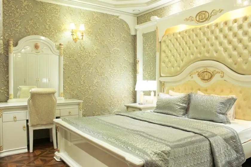 Boutique Hotel Elegant - Image 1