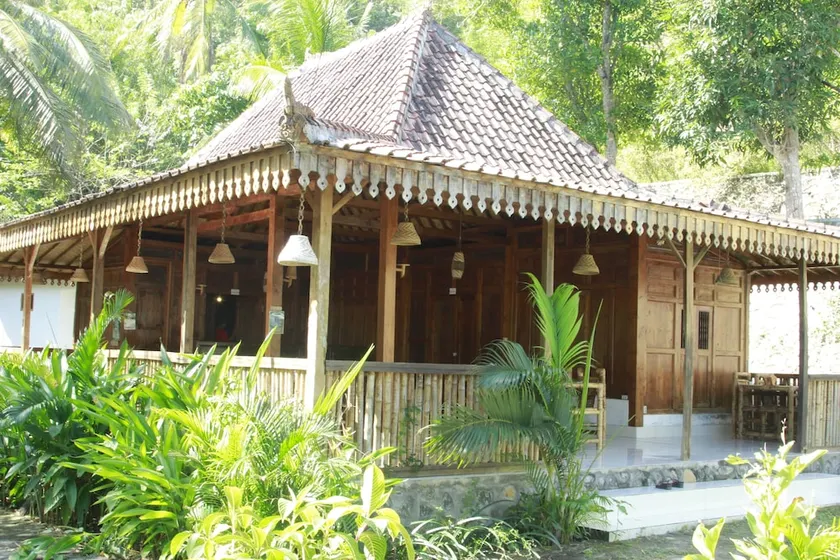 Mira Arsita Hotel Kuta Lombok - Image 1