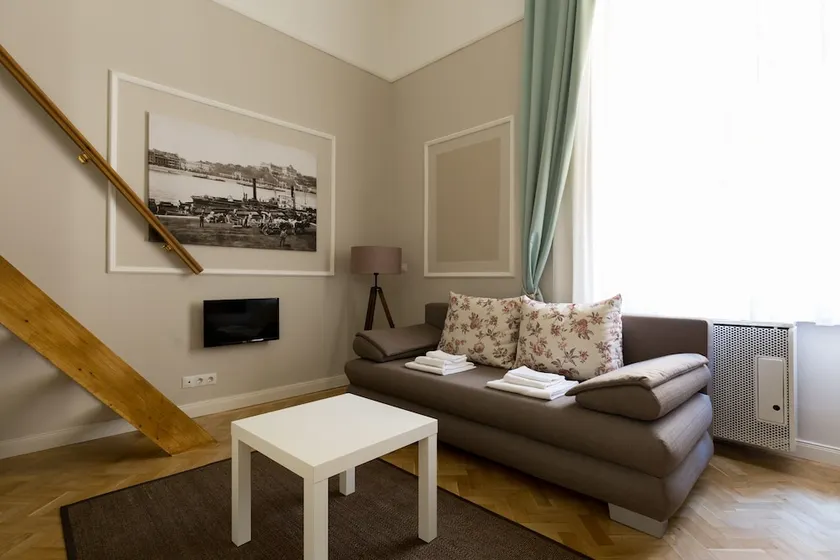 Lisianthus Apartments - Image 1