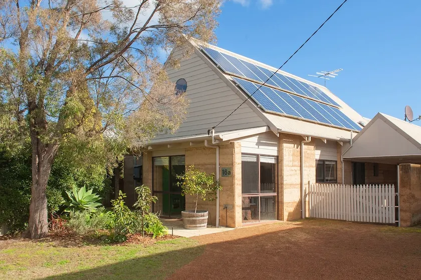 SPA COTTAGE - Image 1