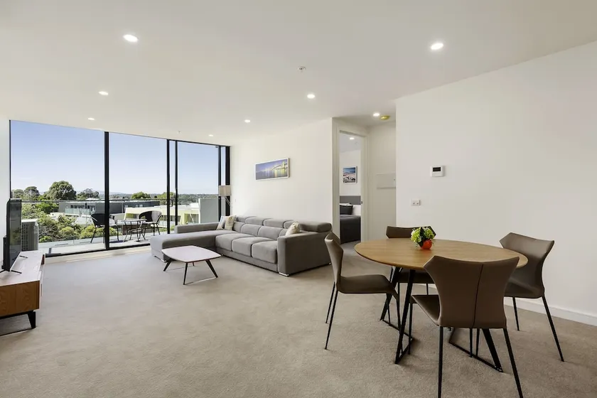 Ellia Doncaster Apartment - Image 1