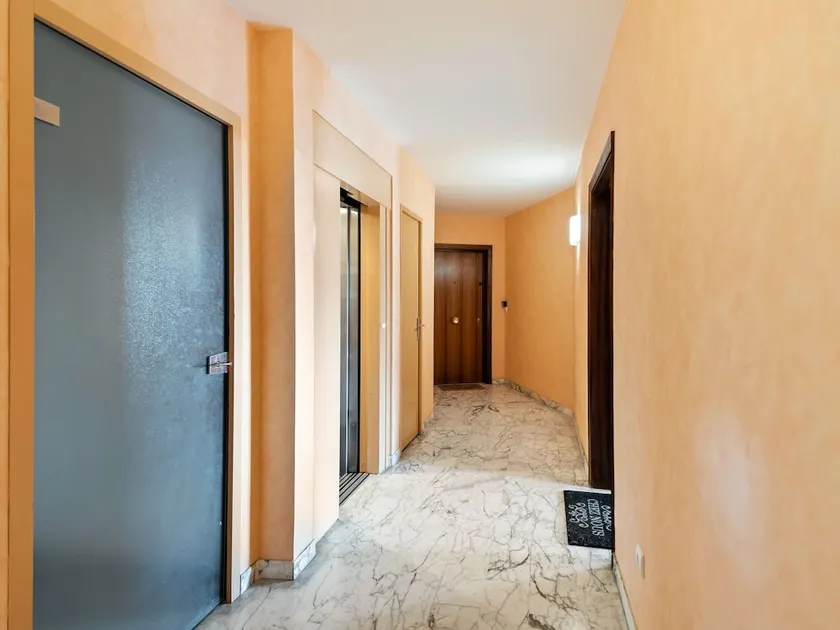 Aesthetic Apartment in Nice With Swimming Pool - Image 1