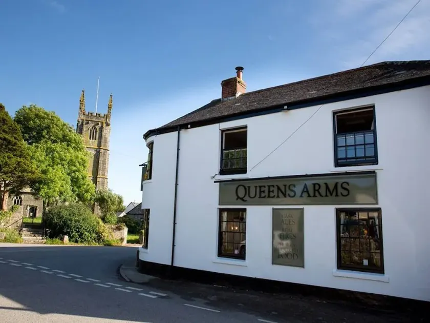 Queens Arms - Image 1