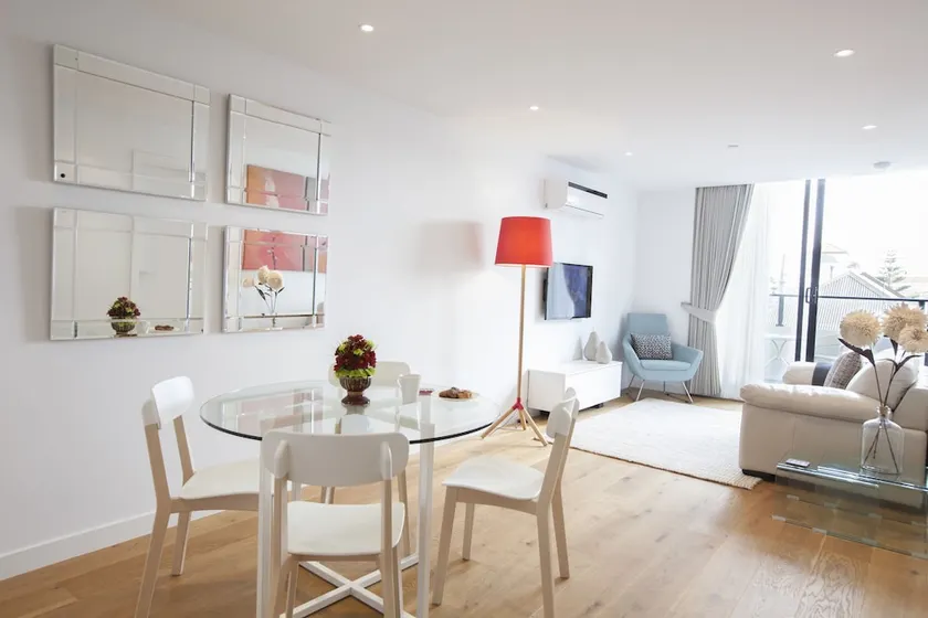 BOUTIQUE STAYS - Sea Breeze at Port - Image 1