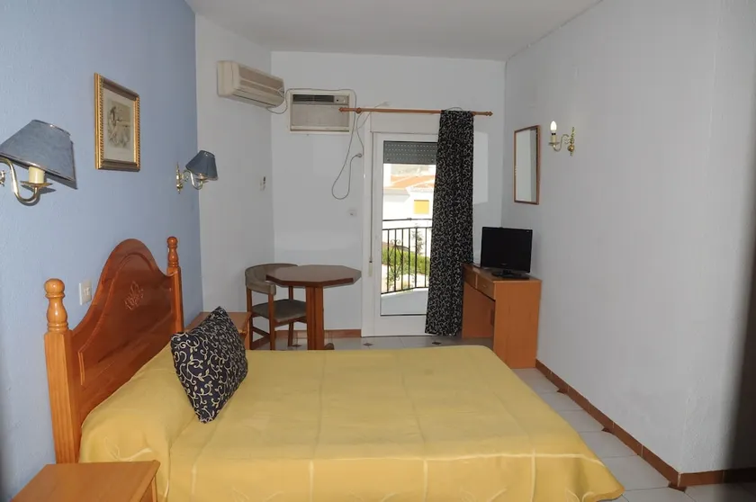 Hostal Ruta Del Sur - Image 1
