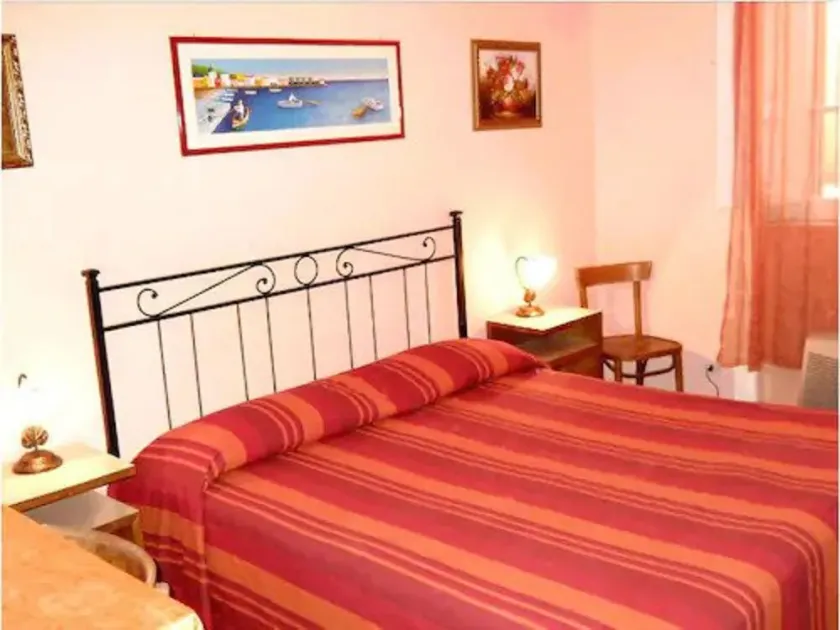 Stella's House - Image 1