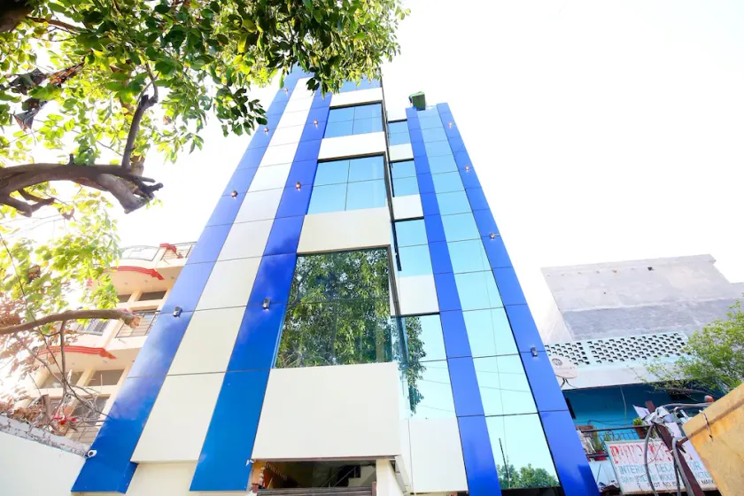 Mohali Blue by OYO Rooms - Image 1