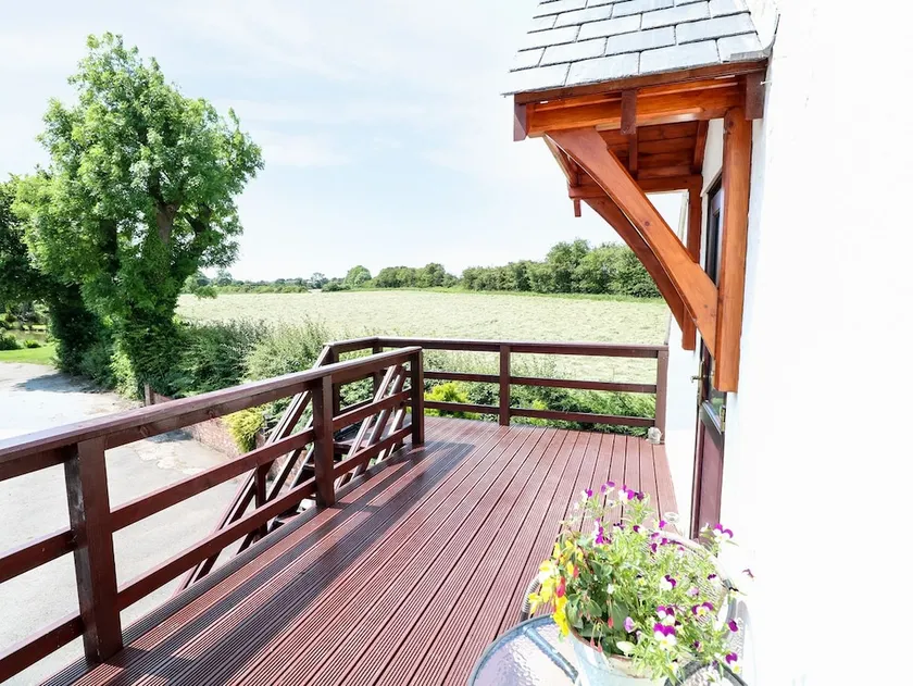 Well Cottage - Image 1