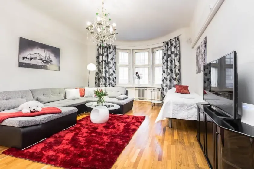 Go Happy Home Apartment Mikonkatu 18 2 - Image 1