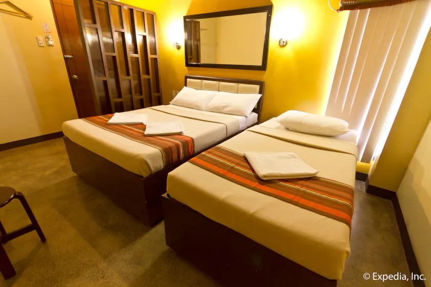 Express Inn Mactan - Image 1