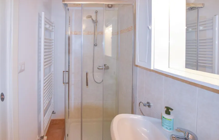 Beautiful Home in Castro With 2 Bedrooms - Image 1