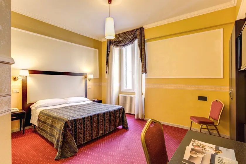 Hotel Continentale - Image 1