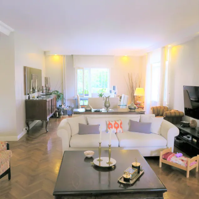 Modern Bohemian Apt 2 Bdr-fenerbahce-by The Sea - Image 1