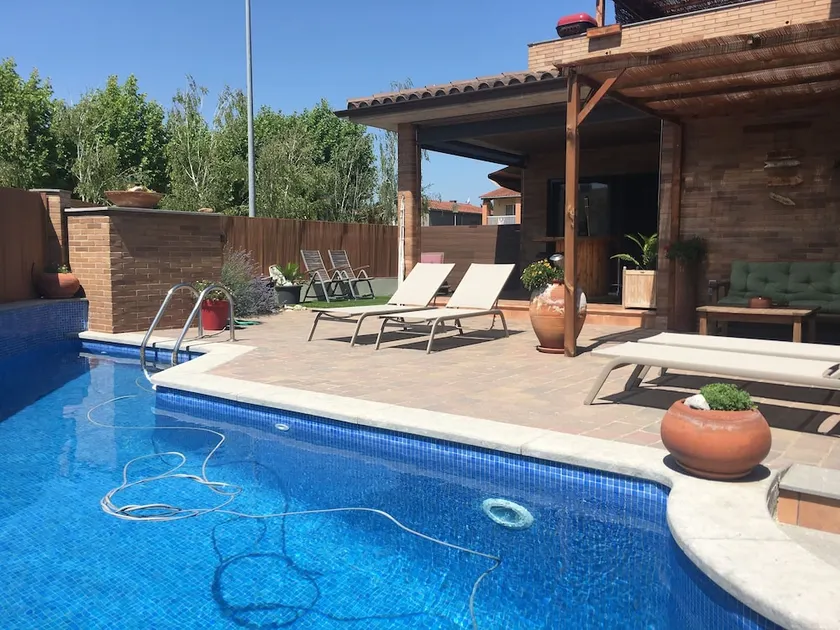 Imma Guest House - Image 1