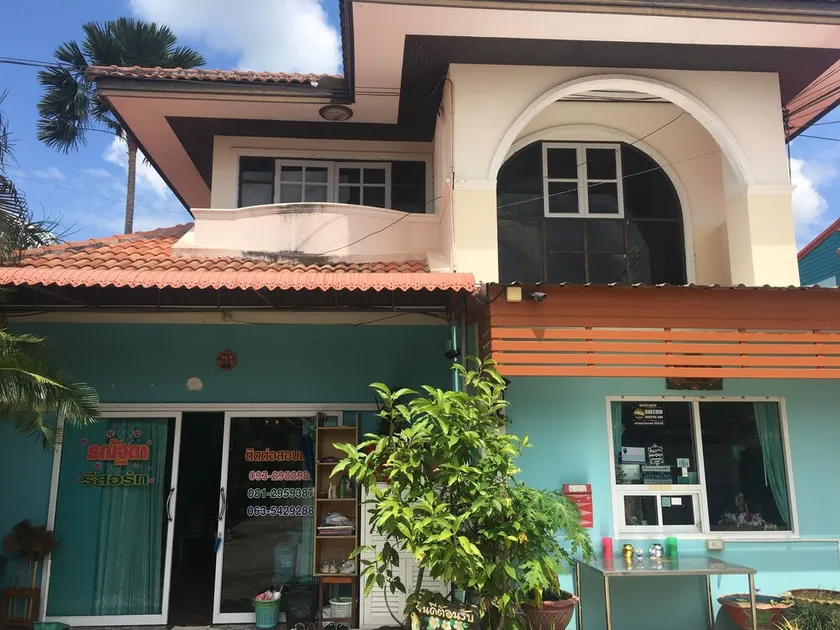 Luckhanavadee Resort - Image 1