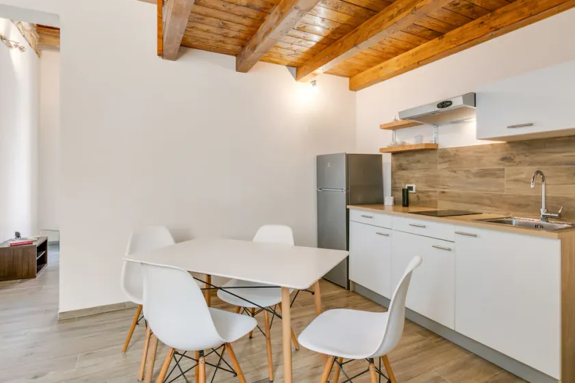 Castello Della Zisa Modern Apartment With Balcony Adults Only - Image 1