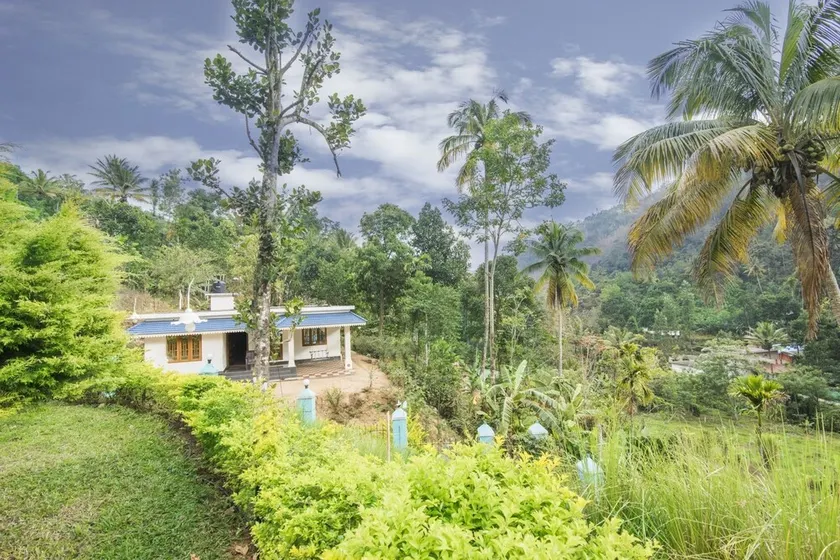 GuestHouser 4 BHK Cottage f269 - Image 1