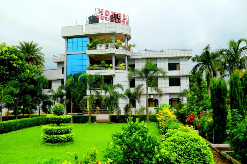 Hotel River Crown - Image 1