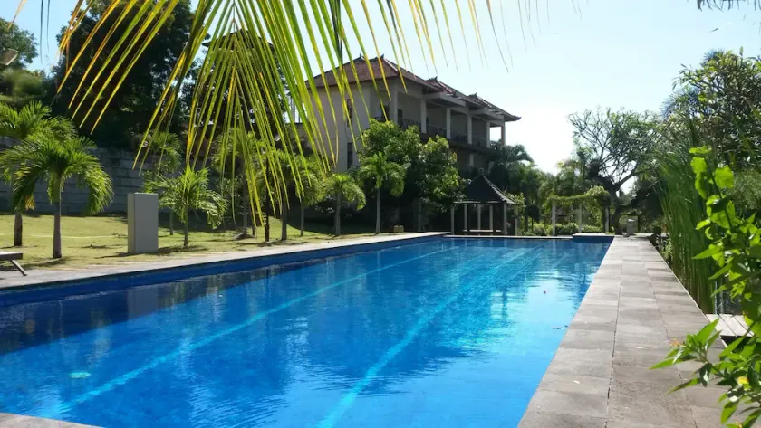 Bluehill Resort - Image 1