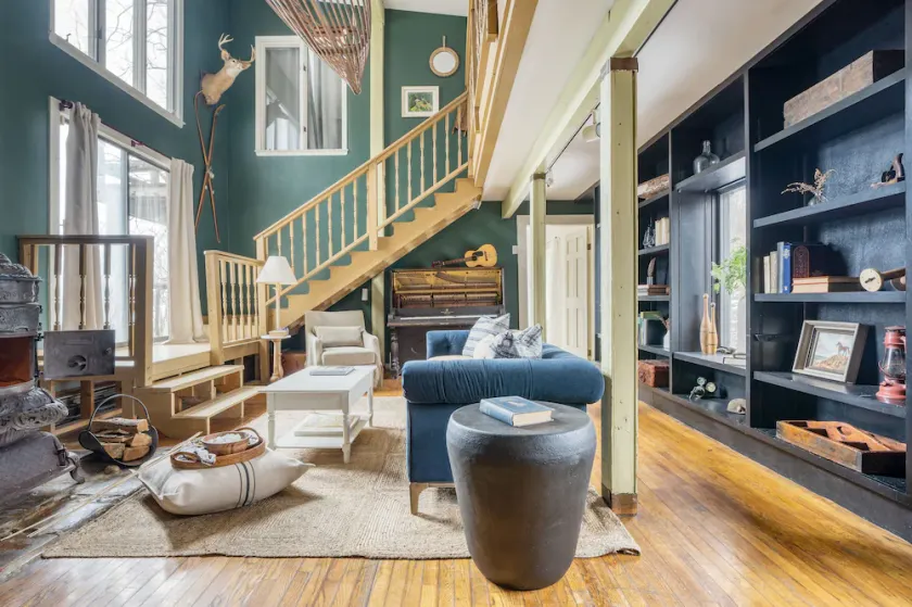 River Lodge by Avantstay 11 BR Historic Estate w/ Pool & Views of Hudson! - Image 1