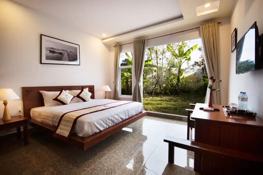 Phu Quoc Blue Hotel - Image 1