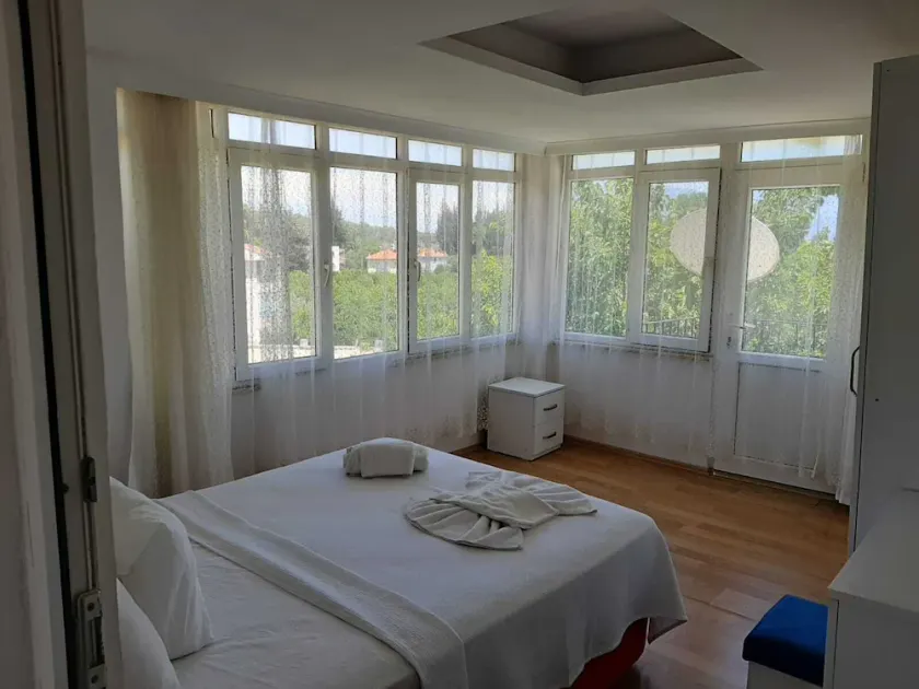 Alper Hotel - Image 1