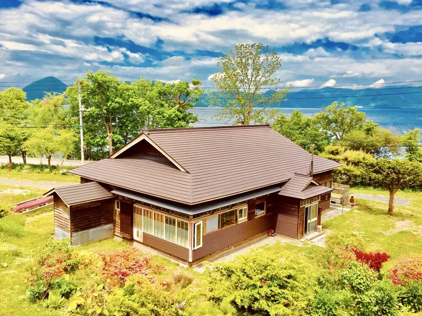 3 bed room Lakeside classic house chaihana - Image 1