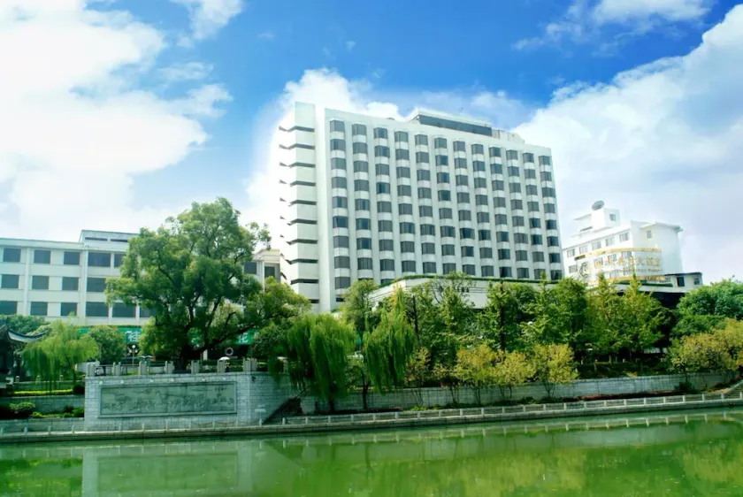 Guilin Osmanthus Hotel - Image 1