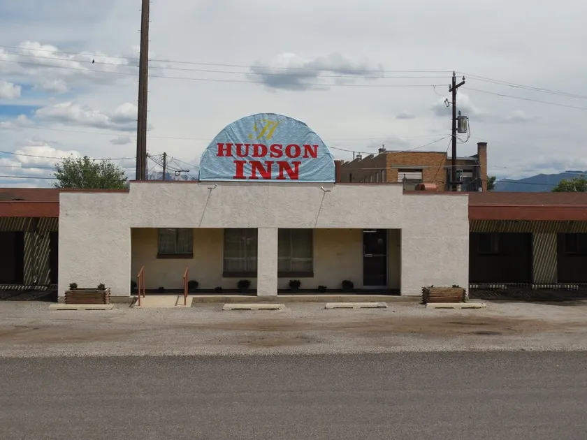 Hudson Inn Milford - Image 1